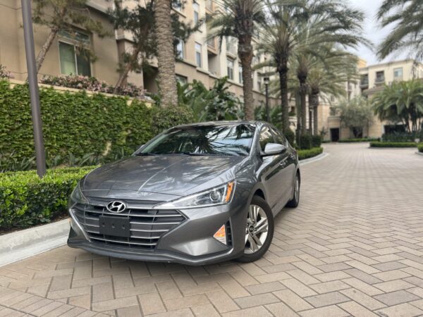 Hyundai Elantra 2019